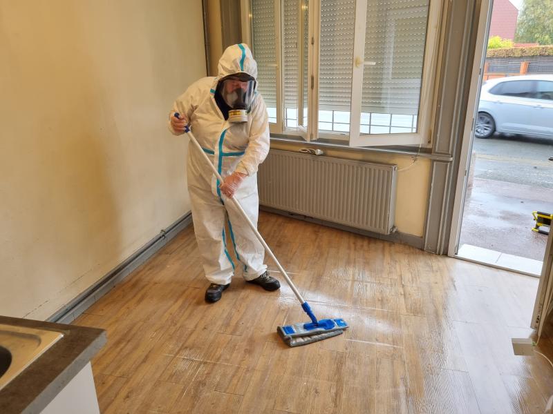 Nettoyage et désinfection suite à une personne décédé à son domicile depuis 3 semaines, photo après, Douai.